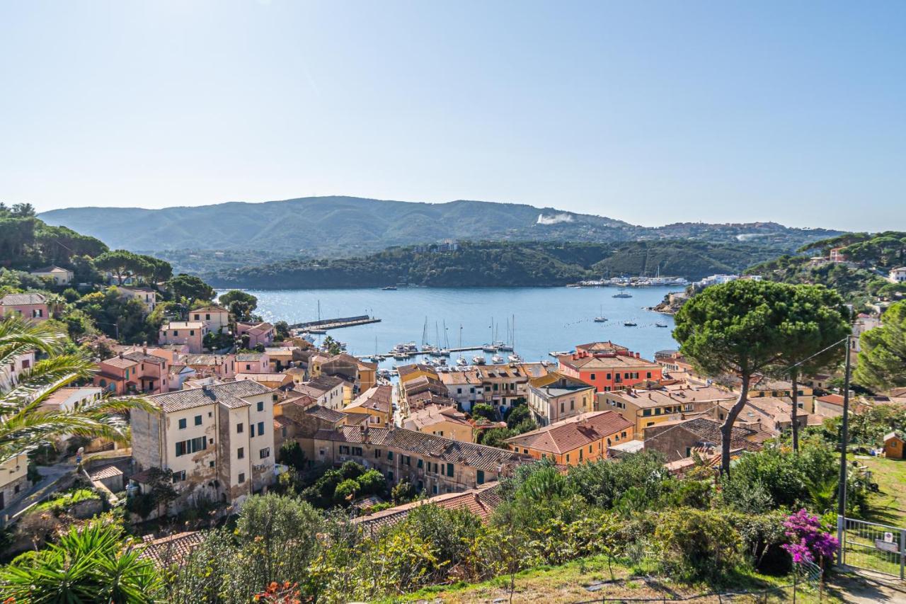 Appartamenti Residence Il Porto 13 E 16 Porto Azzurro Exterior foto